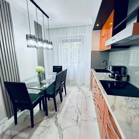 Sofiapartment Oradea Eksteriør bilde