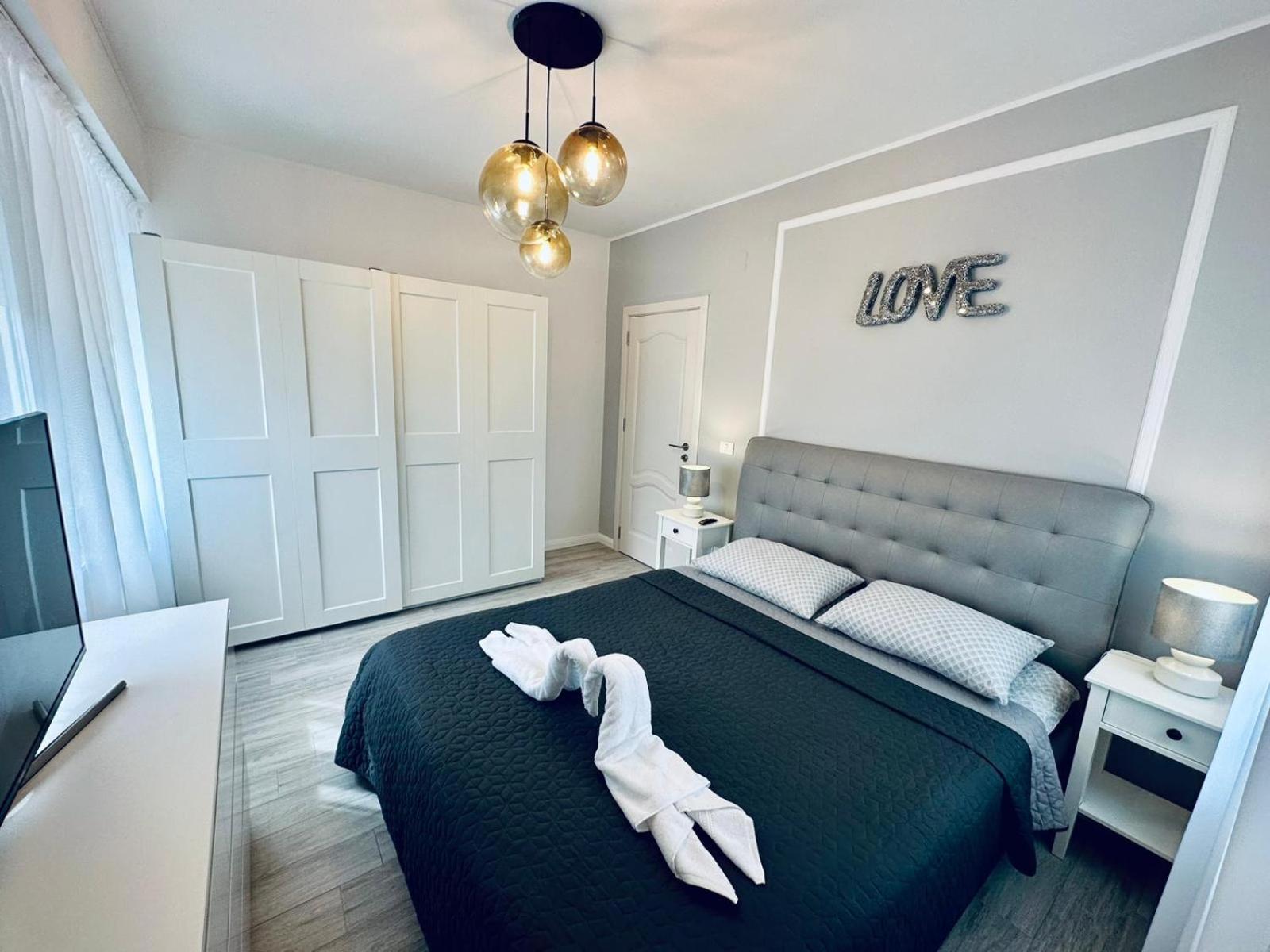 Sofiapartment Oradea Eksteriør bilde